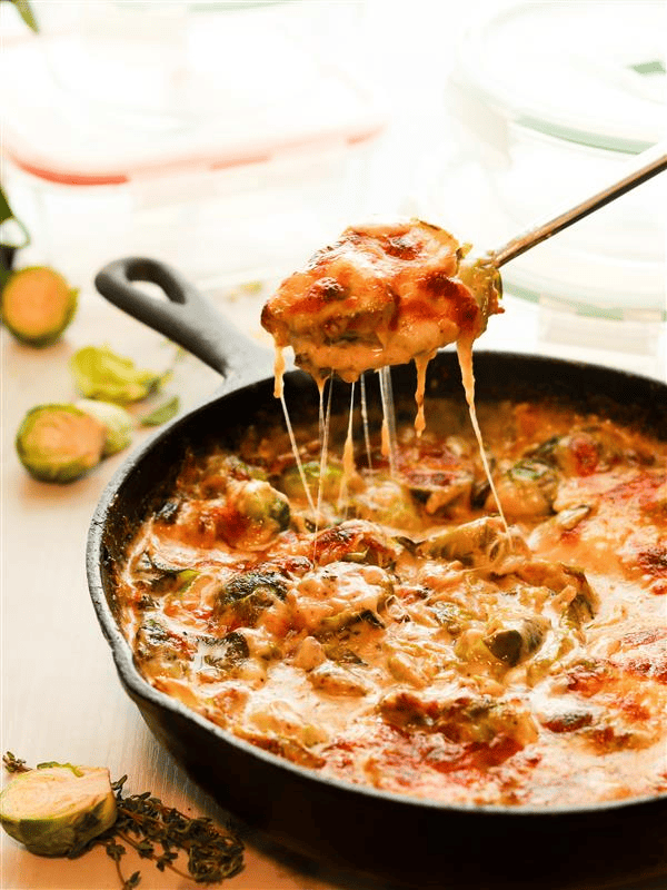 Brussels Sprout au Gratin with Gruyère & Bacon